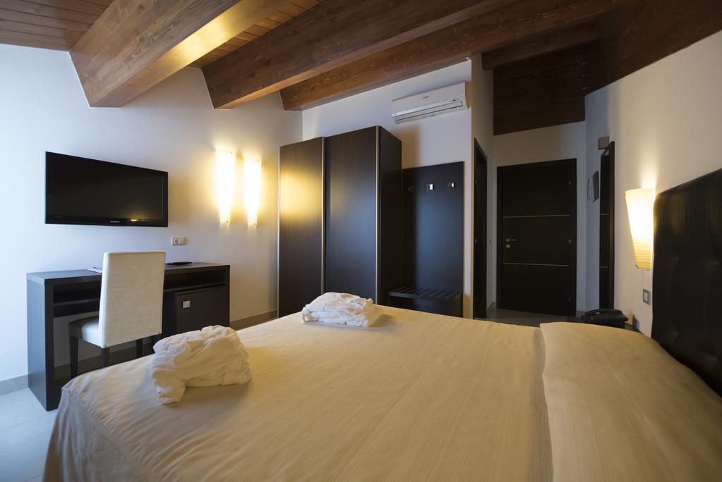 Hotel Iride & Spa Cesenatico Exterior foto